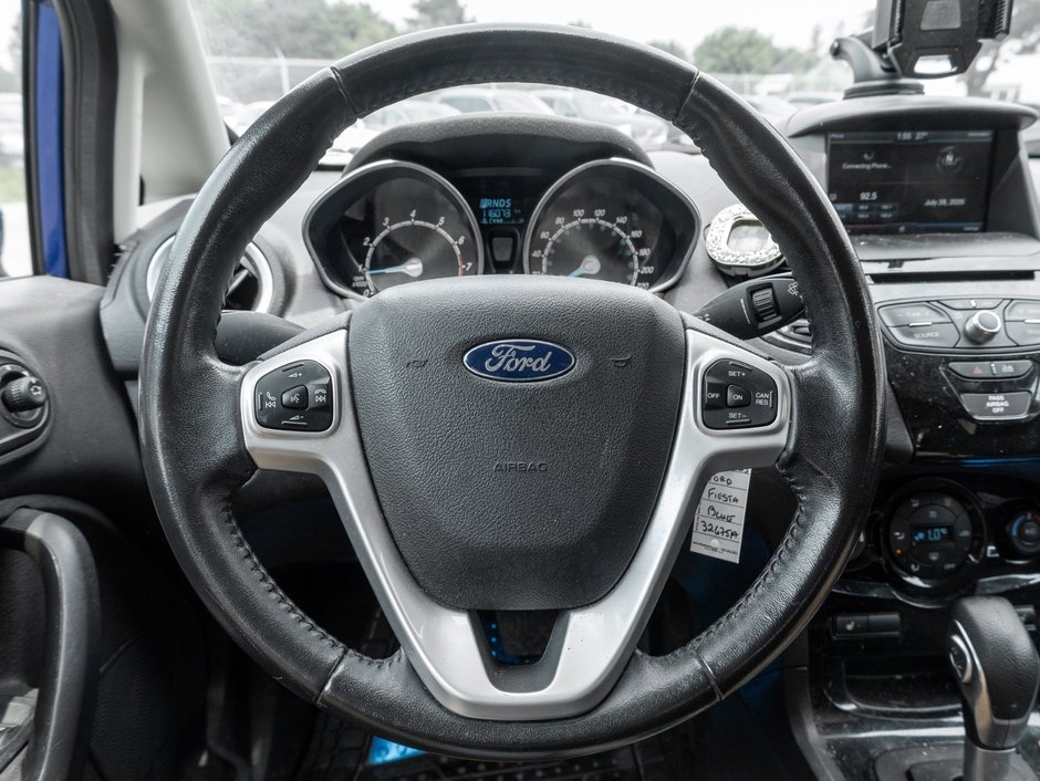 2015 Ford Fiesta (5) SE-7