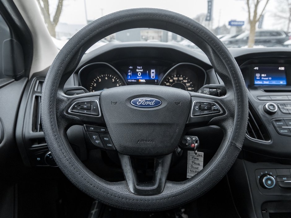 2016 Ford Focus Sedan SE-7