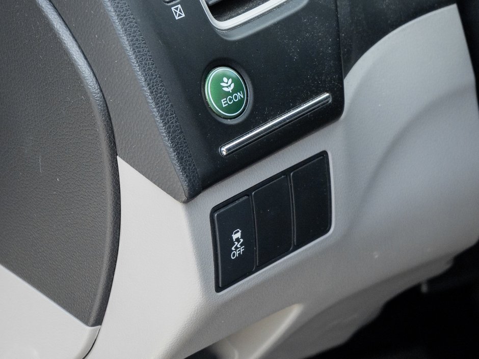 2015 Honda Civic Sedan LX CVT-13