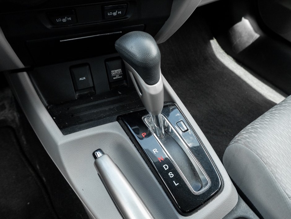 2015 Honda Civic Sedan LX CVT-14