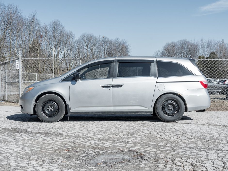 2011 Honda Odyssey LX-2