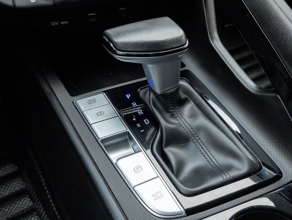 2023 Hyundai Elantra Luxury-13