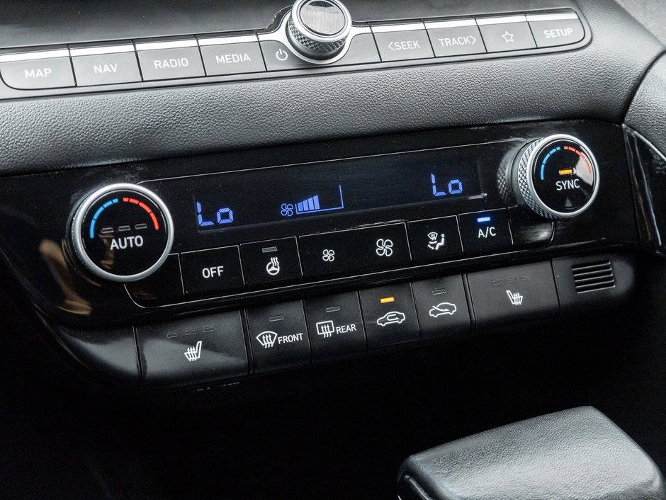2023 Hyundai Elantra Luxury-14