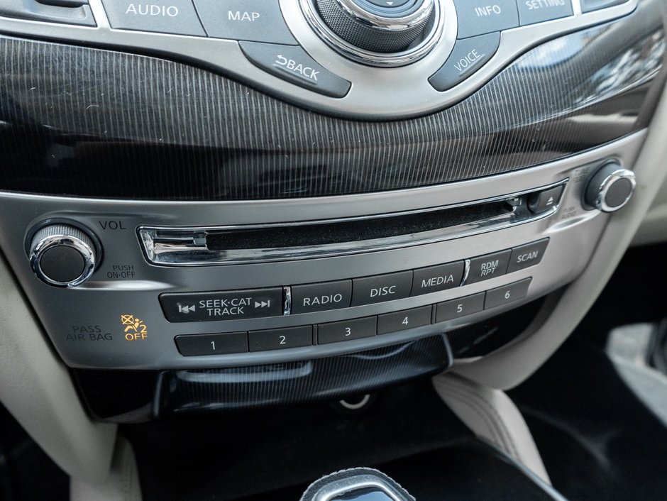 2017 Infiniti QX60 AWD-18