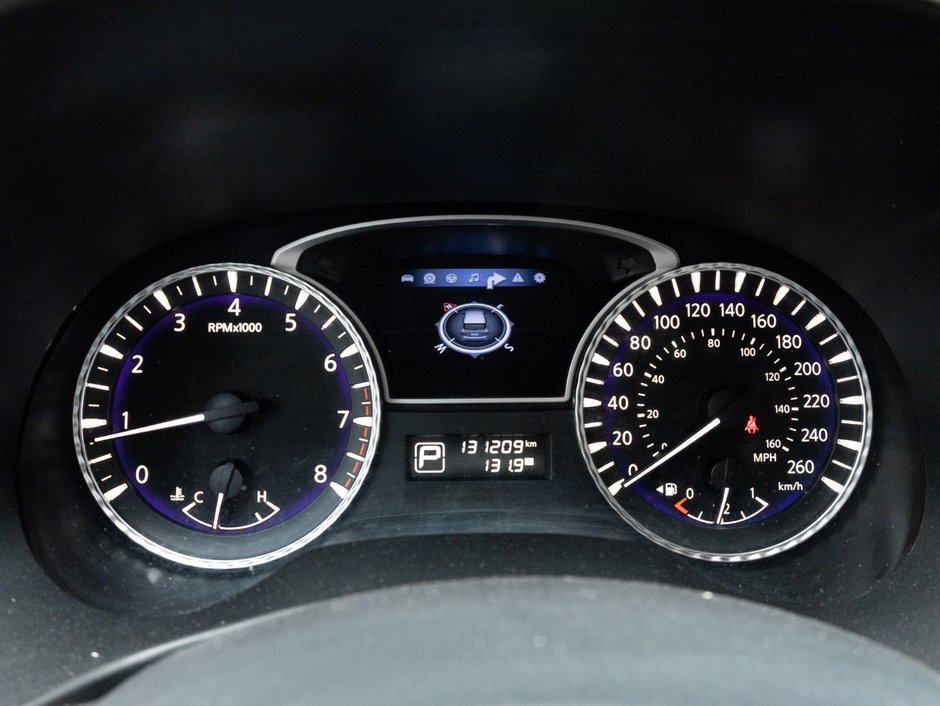 2017 Infiniti QX60 AWD-8
