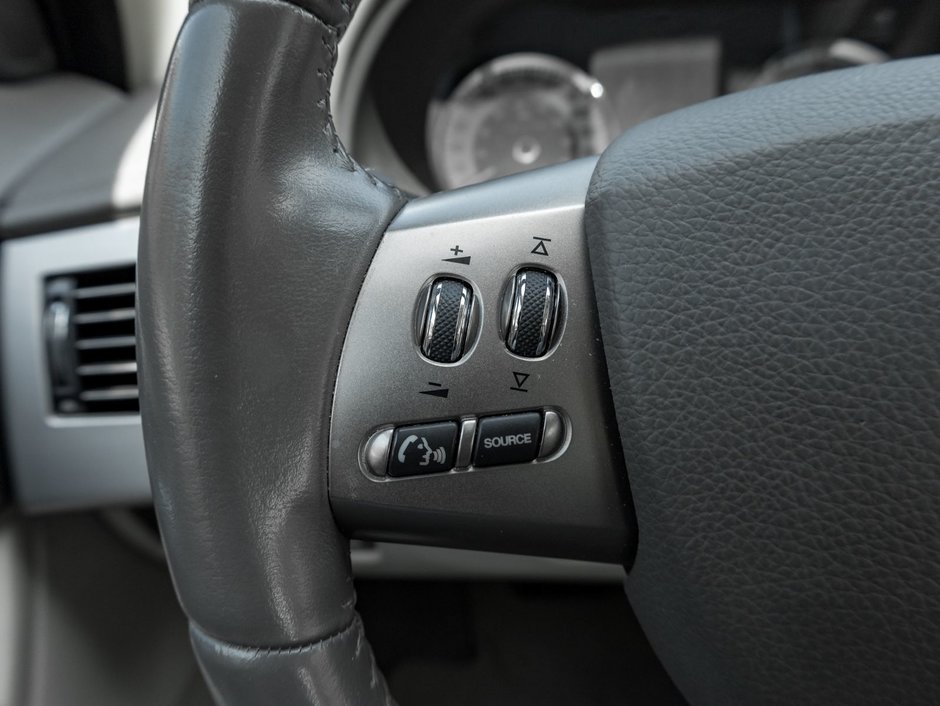 2010 Jaguar XF Premium Luxury-8