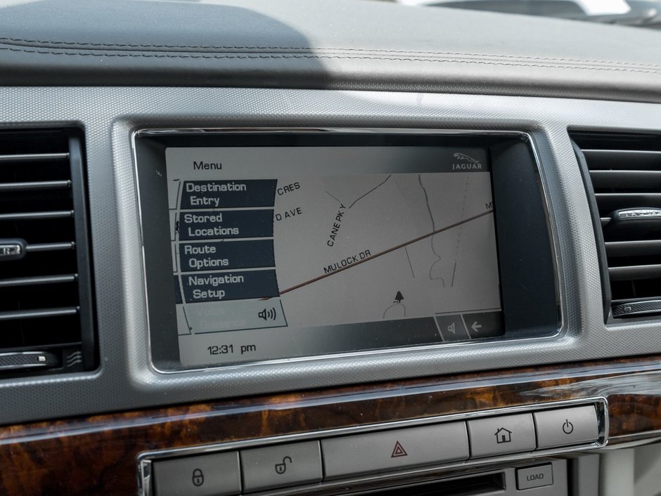 2010 Jaguar XF Premium Luxury-11
