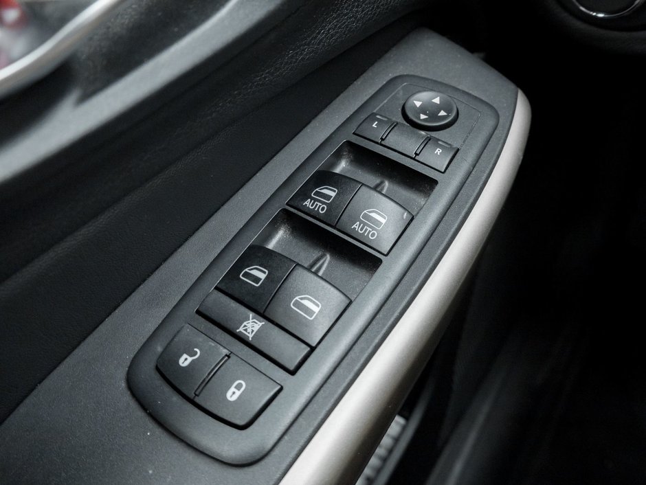 2018 Jeep Cherokee 4x4 Limited-13