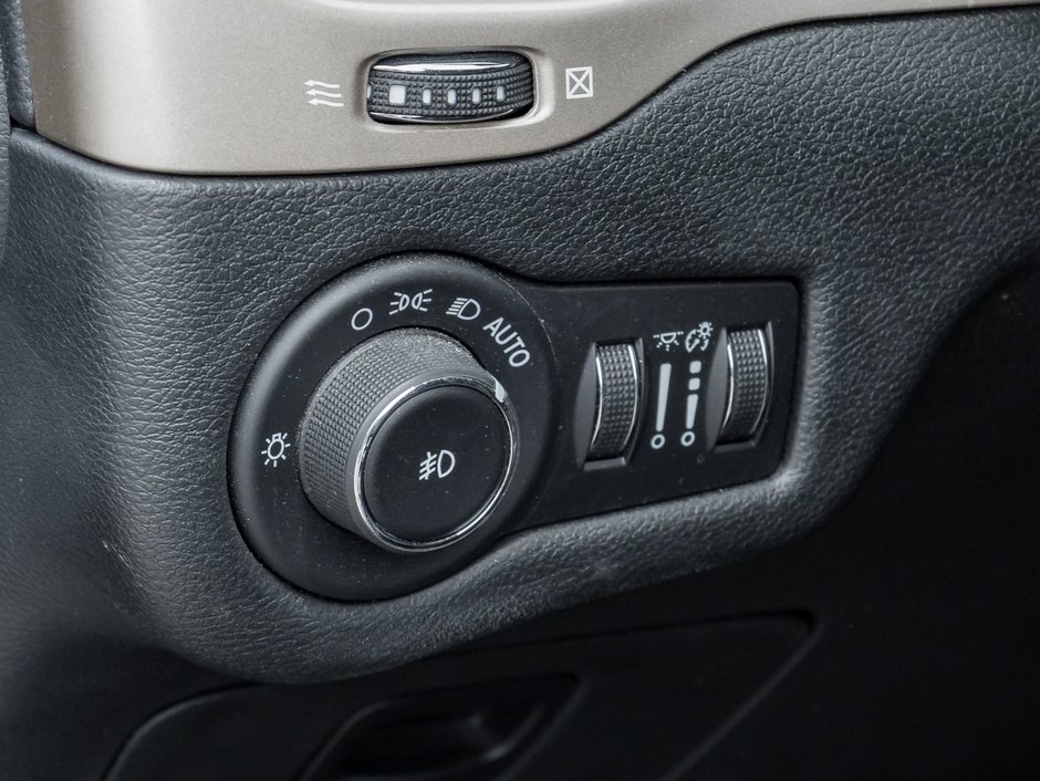 2018 Jeep Cherokee 4x4 Limited-14