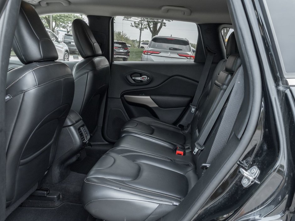 2018 Jeep Cherokee 4x4 Limited-21