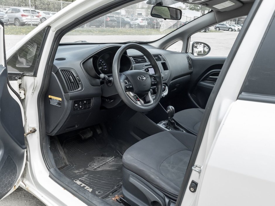 2013 Kia Rio EX at-6