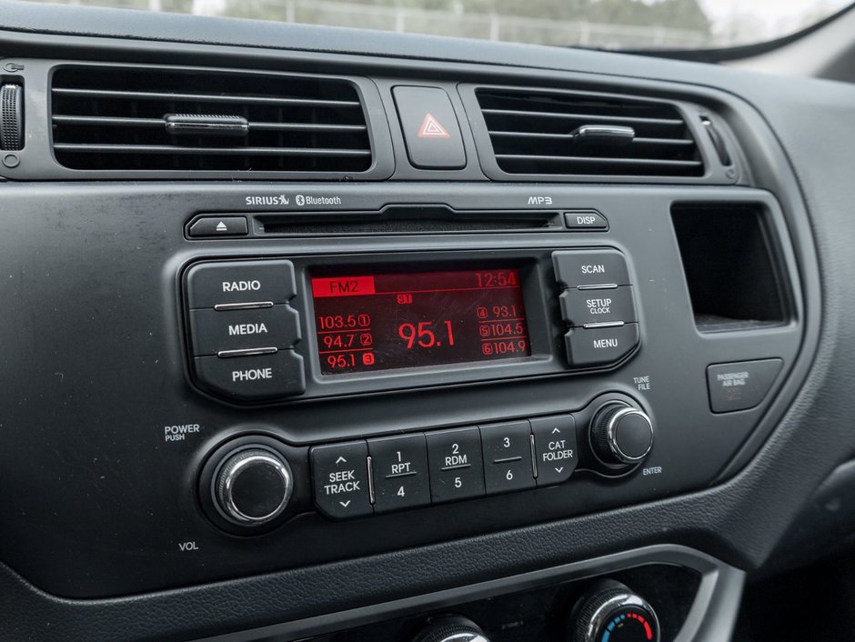 2013 Kia Rio EX at-17