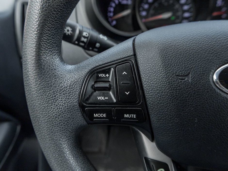 2013 Kia Rio EX at-8