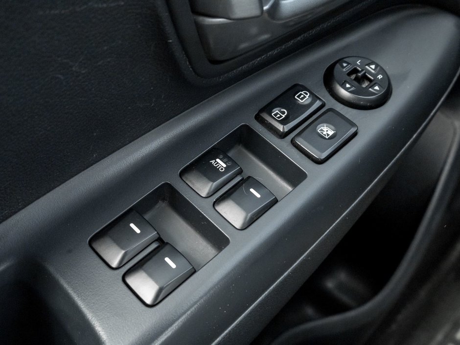 2013 Kia Rio EX at-12