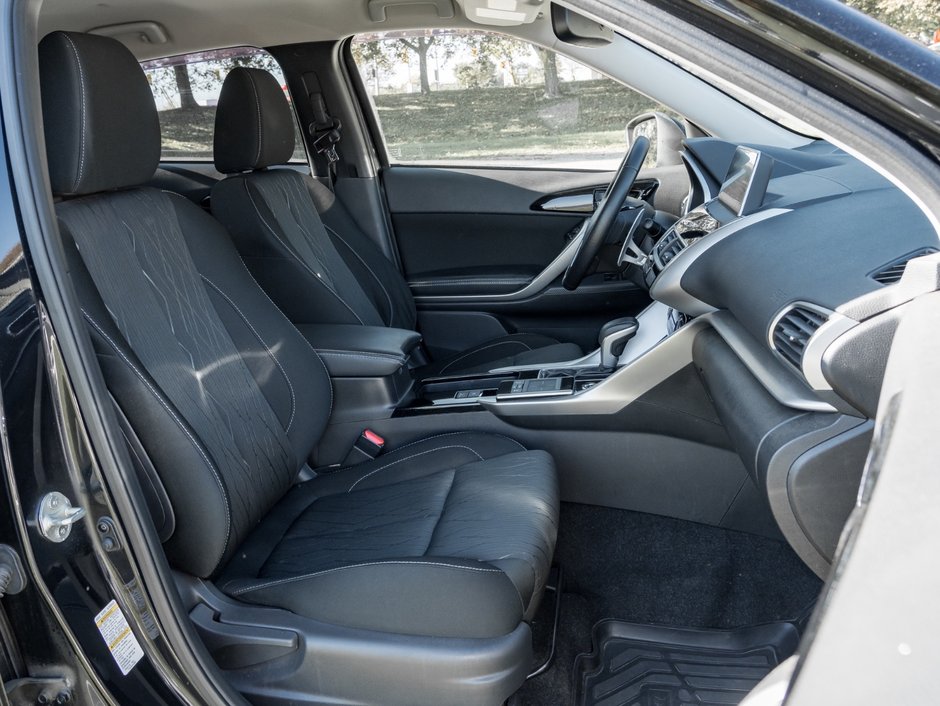 2018 Mitsubishi Eclipse Cross SE S-AWC-17