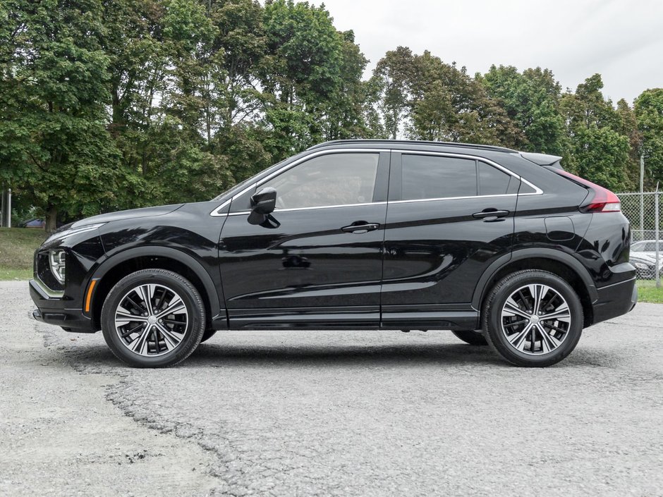 2022 Mitsubishi ECLIPSE CROSS GT S-AWC-2