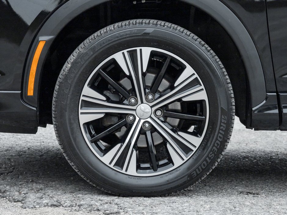 2022 Mitsubishi ECLIPSE CROSS GT S-AWC-3