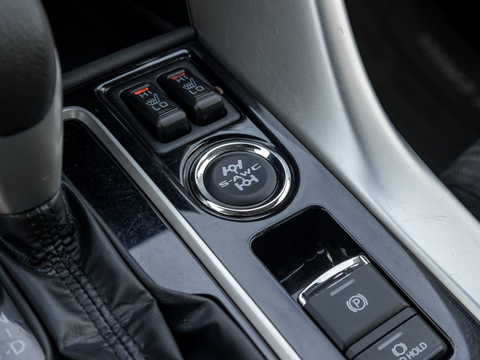 2024 Mitsubishi Eclipse Cross SE S-AWC-13