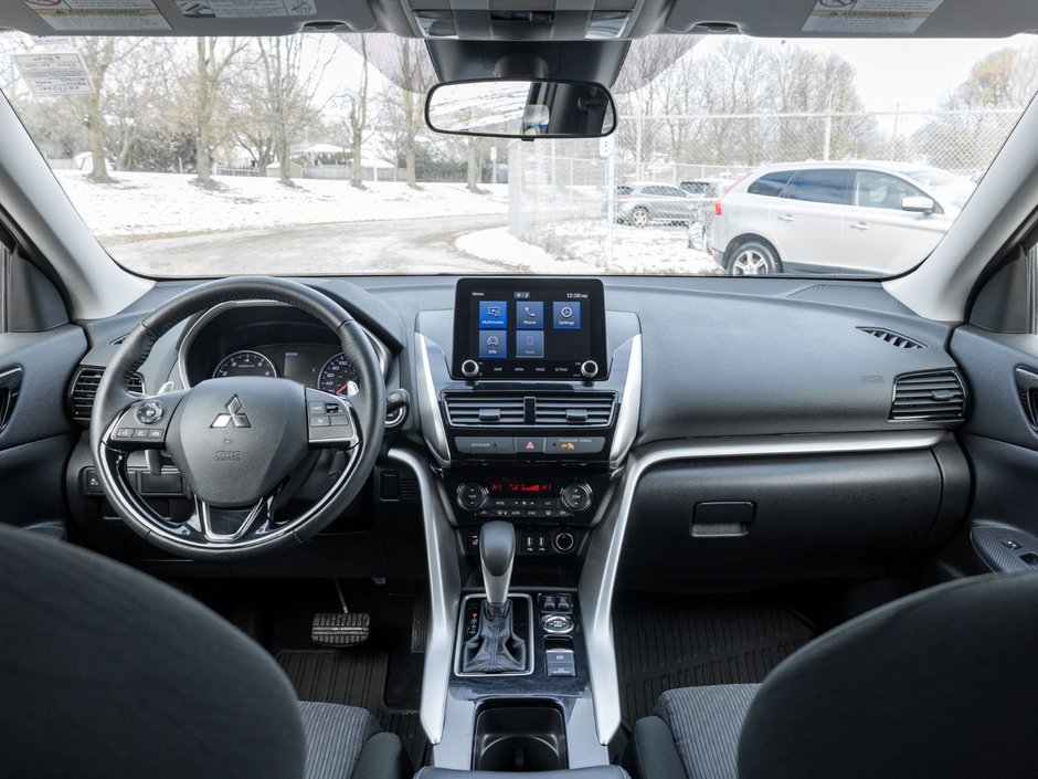 2024 Mitsubishi Eclipse Cross SE S-AWC-19