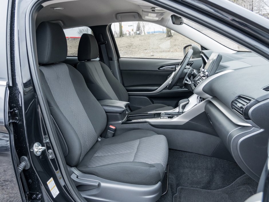 2024 Mitsubishi Eclipse Cross SE S-AWC-17