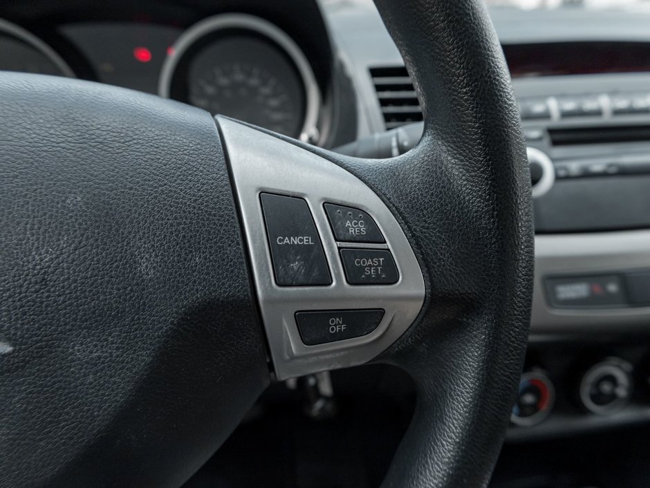 2012 Mitsubishi Lancer SE CVT-11