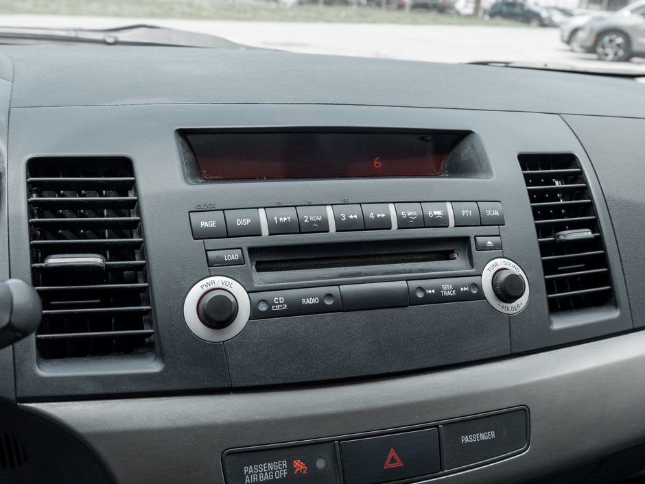 2012 Mitsubishi Lancer SE CVT-18