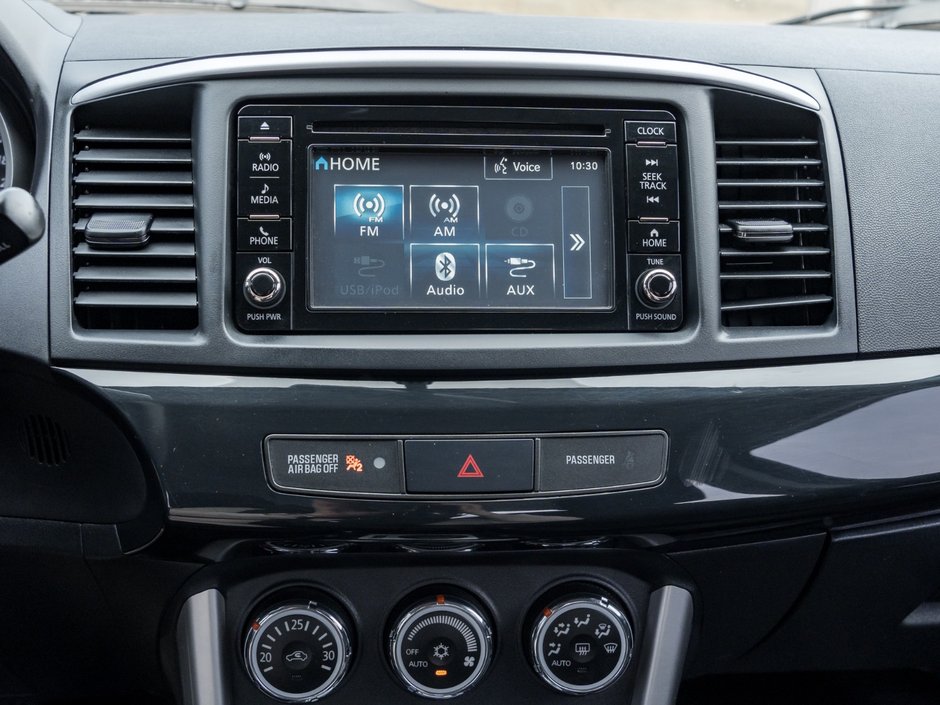 2017 Mitsubishi Lancer SE Limited CVT-22