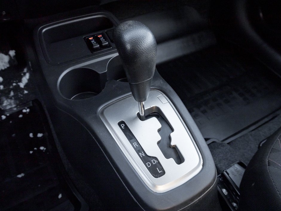 2024 Mitsubishi Mirage ES CVT-13