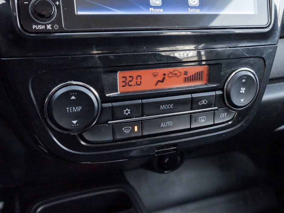 2024 Mitsubishi Mirage ES CVT-15