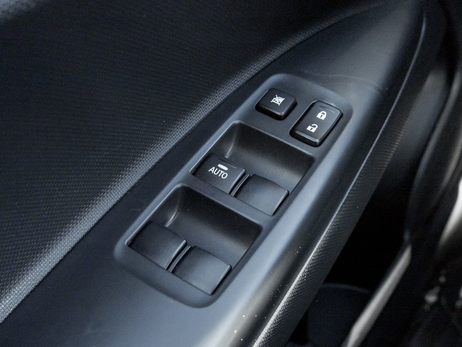 2024 Mitsubishi Mirage ES CVT-12