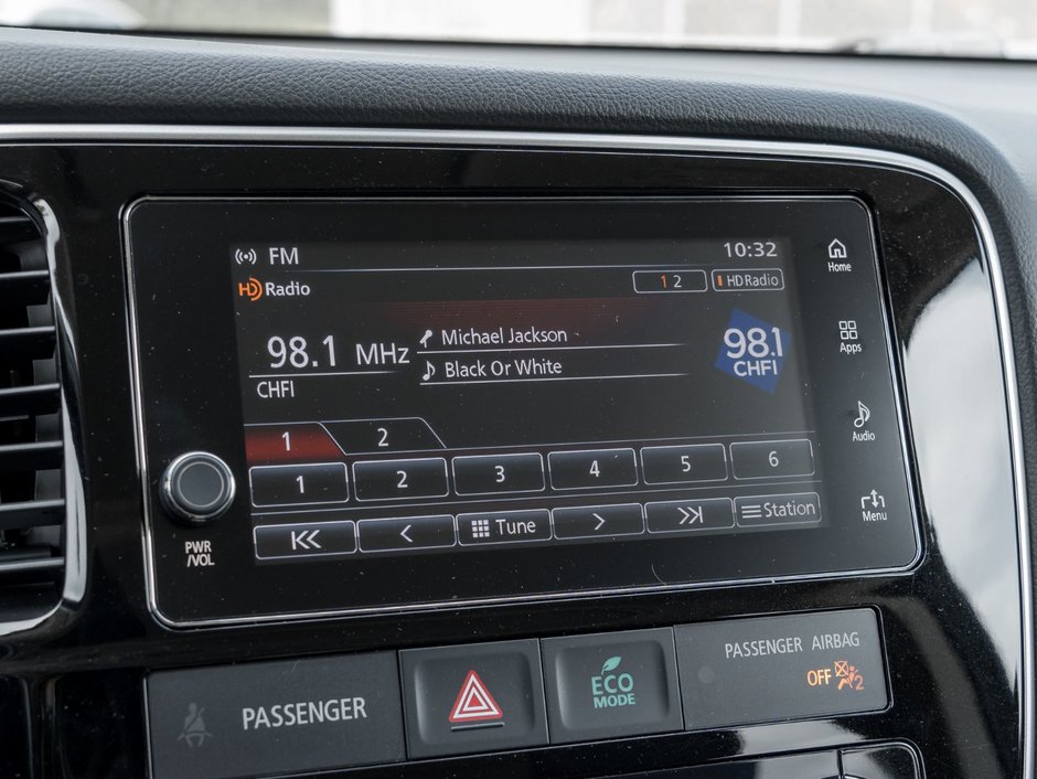 2018 Mitsubishi OUTLANDER PHEV SE S-AWC-17