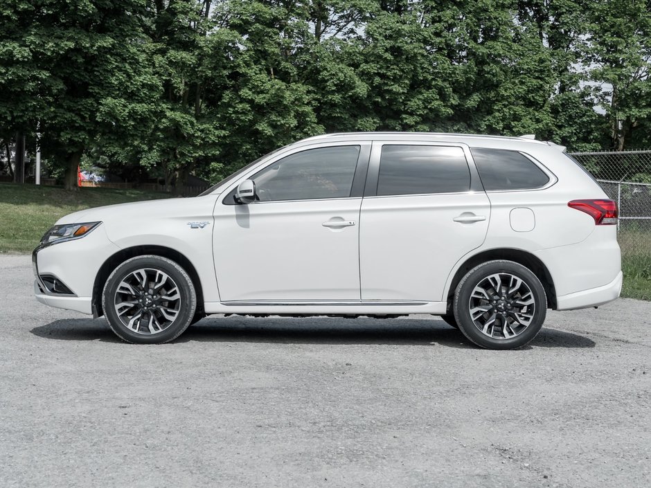 2018 Mitsubishi OUTLANDER PHEV SE S-AWC-2