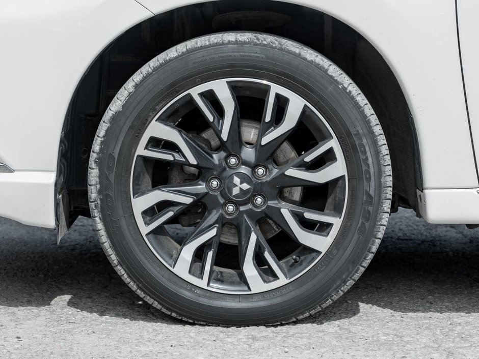 2018 Mitsubishi OUTLANDER PHEV SE S-AWC-4