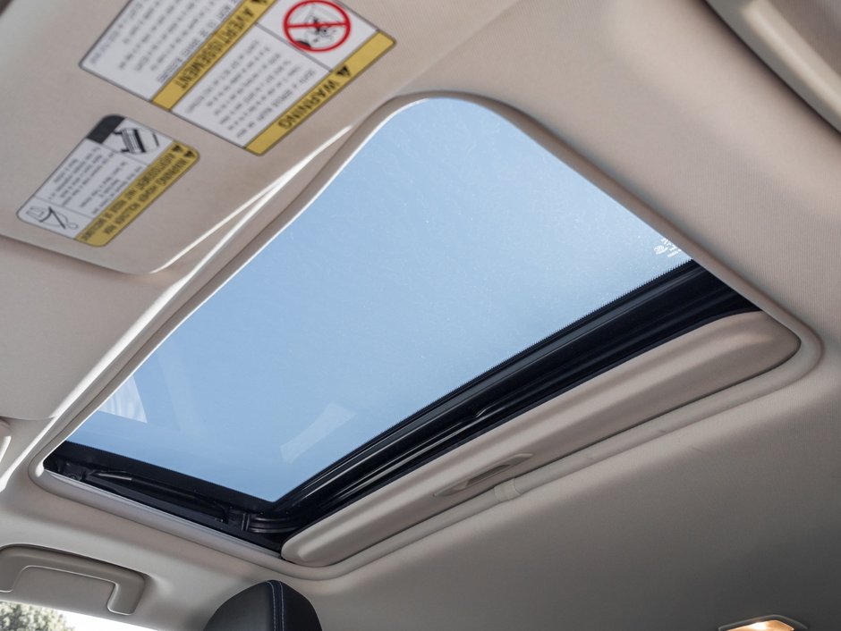2018 Mitsubishi OUTLANDER PHEV SE S-AWC-19