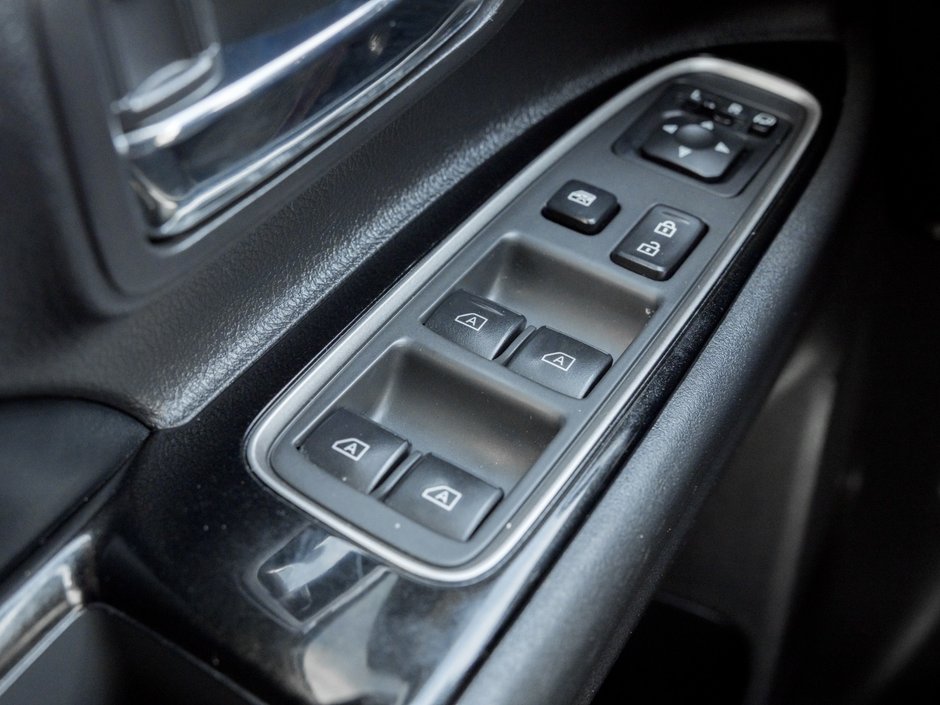 2020 Mitsubishi Outlander PHEV SE S-AWC-9