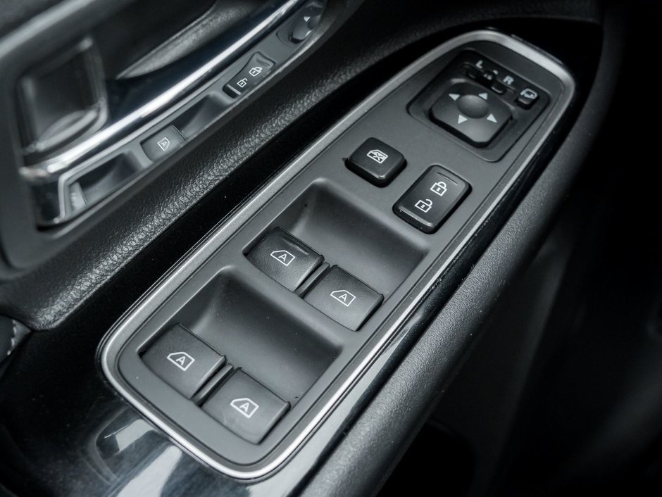 2022 Mitsubishi OUTLANDER PHEV GT S-AWC-12