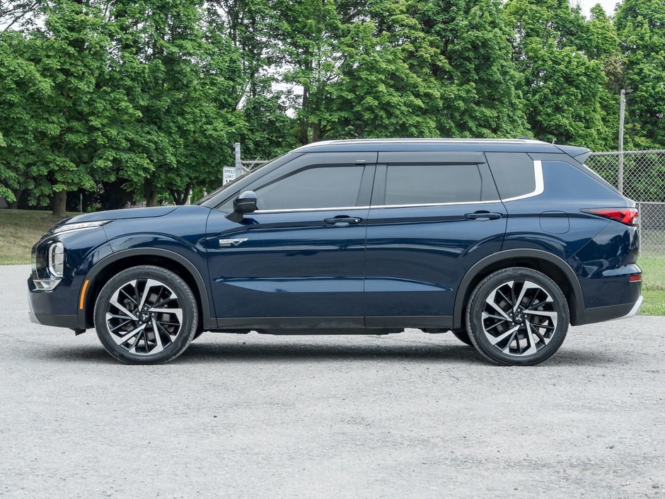 2023 Mitsubishi OUTLANDER PHEV SEL S-AWC-2