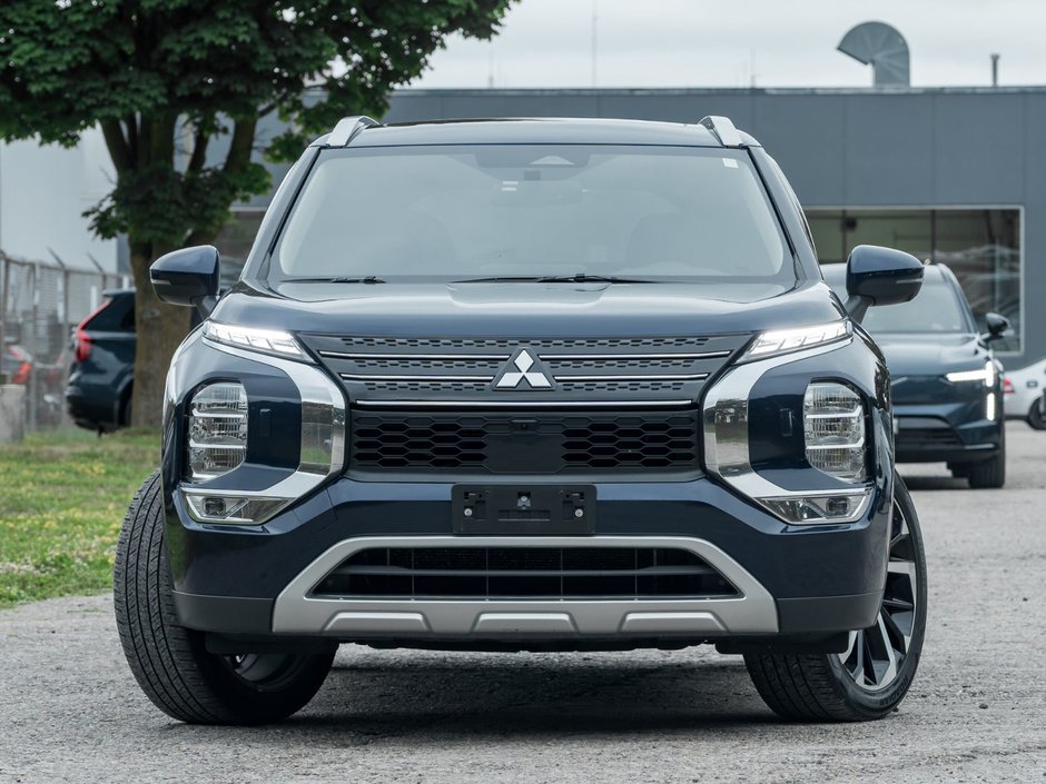 2023 Mitsubishi OUTLANDER PHEV SEL S-AWC-1