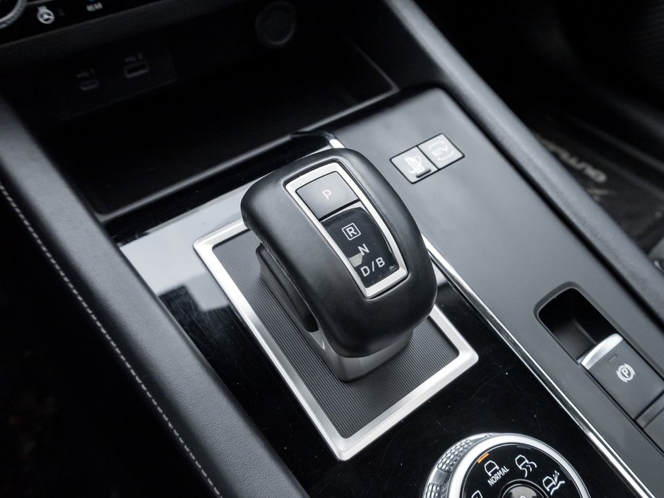 2023 Mitsubishi Outlander PHEV LE S-AWC-16