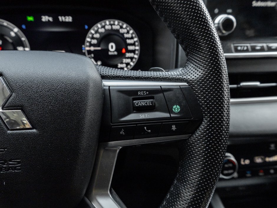 2024 Mitsubishi Outlander Plug-In Hybrid GT S-AWC-9