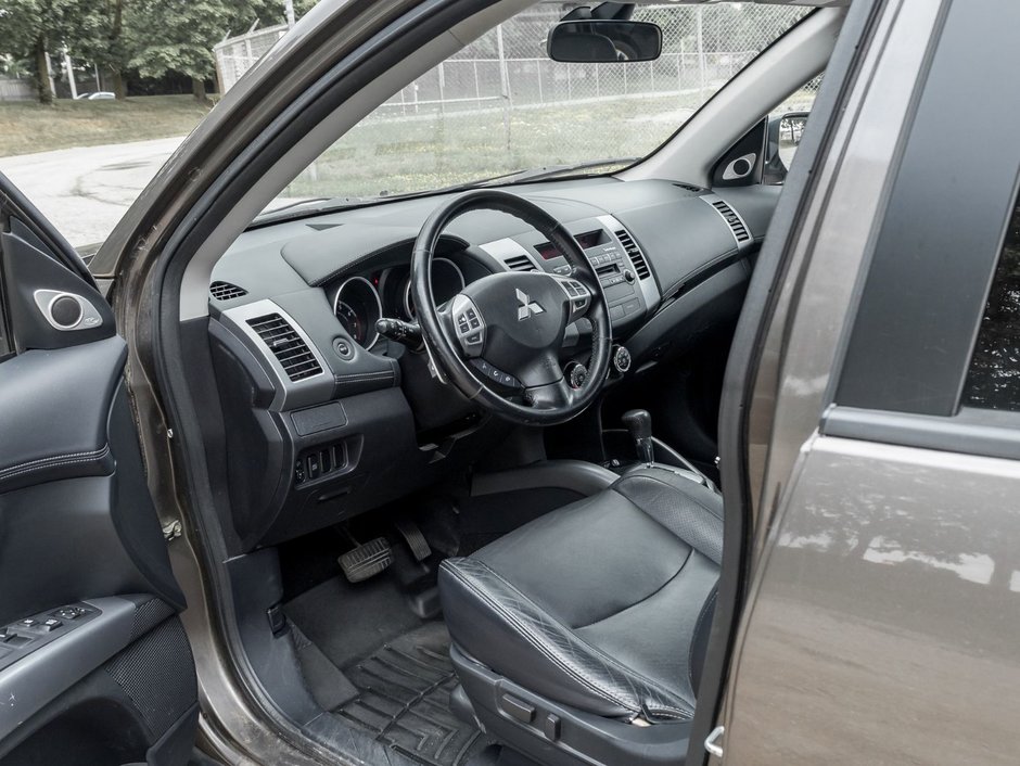 2010 Mitsubishi Outlander XLS 4WD Sportronic at-6