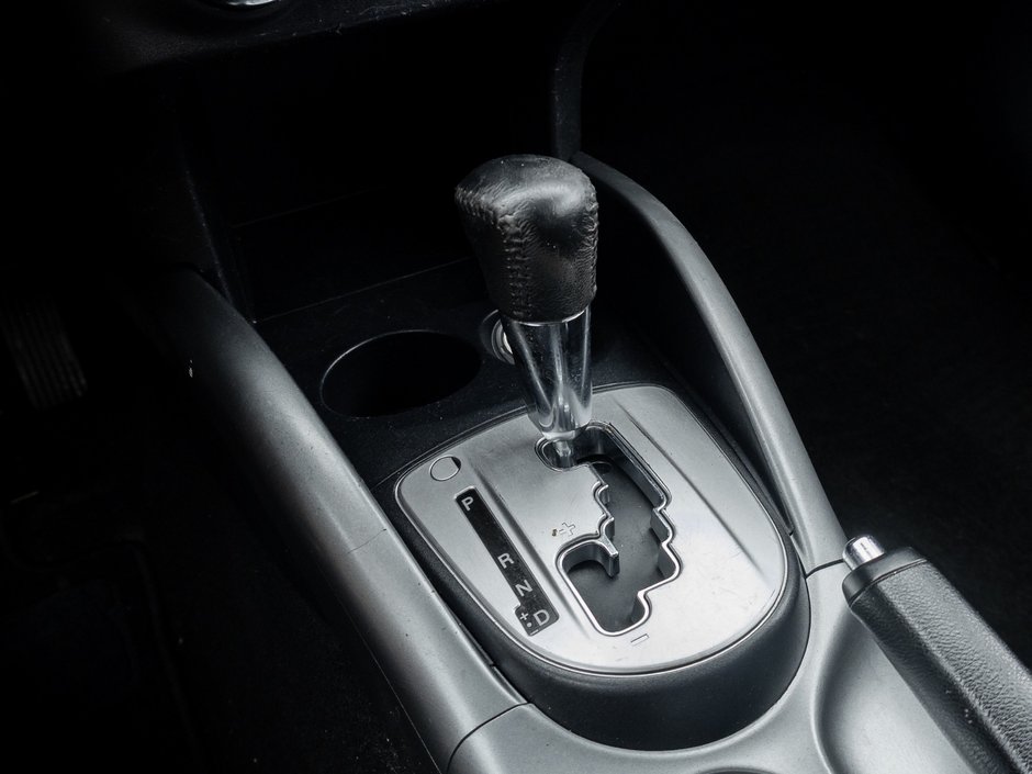 2010 Mitsubishi Outlander XLS 4WD Sportronic at-14