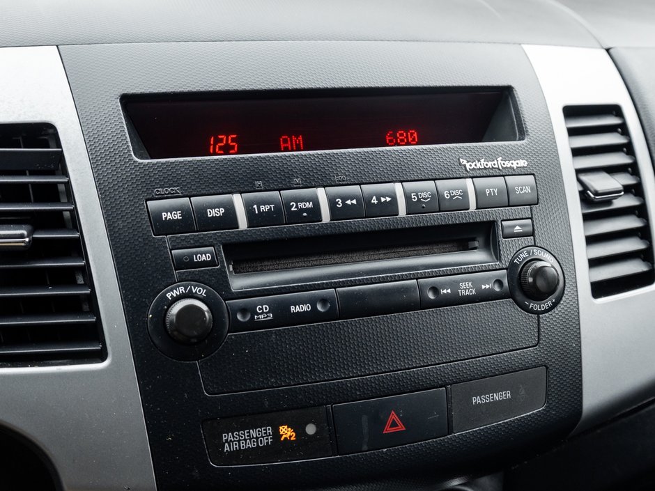 2010 Mitsubishi Outlander XLS 4WD Sportronic at-18