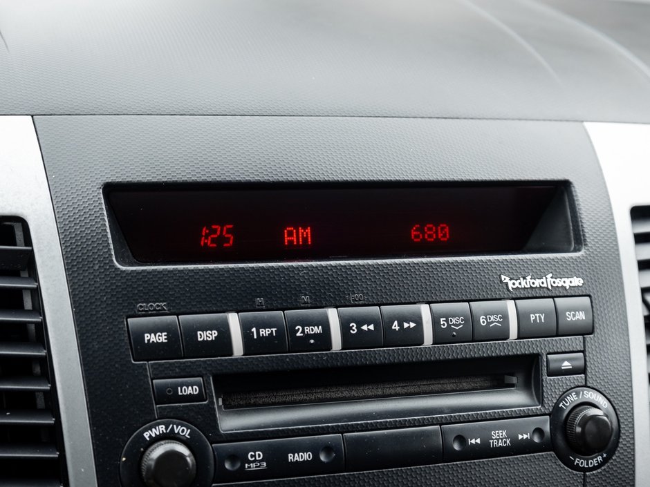 2010 Mitsubishi Outlander XLS 4WD Sportronic at-17