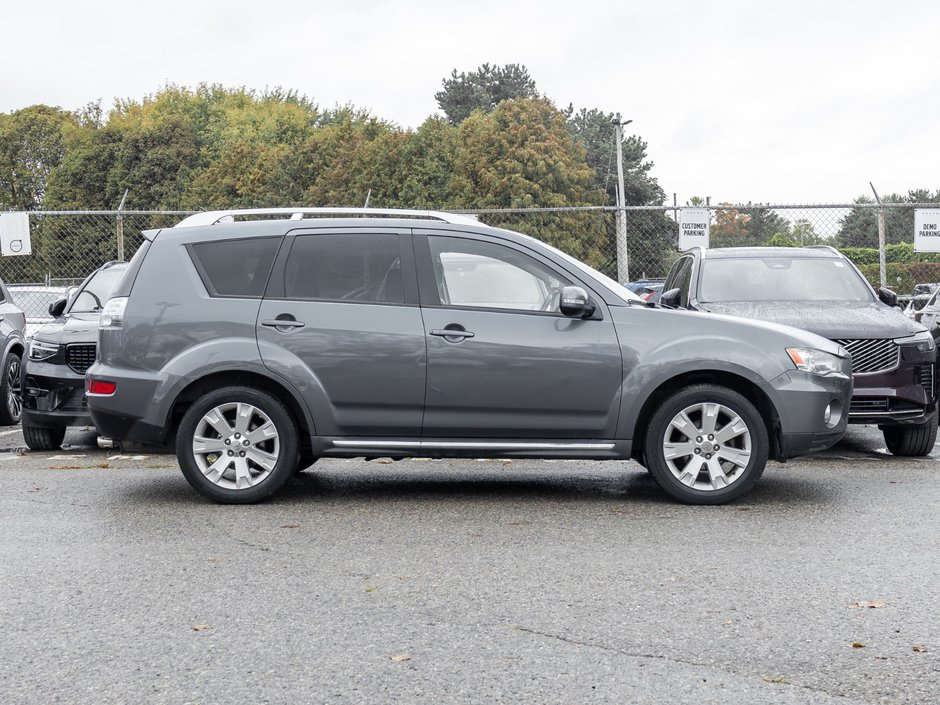 2010 Mitsubishi Outlander XLS 4WD Sportronic at-4