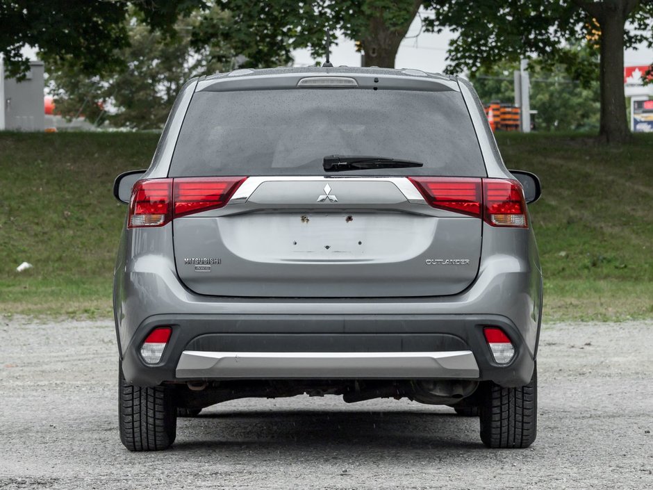 2016 Mitsubishi Outlander ES AWC-5