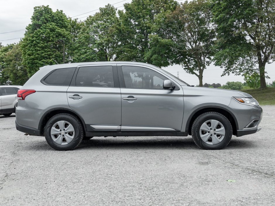 2016 Mitsubishi Outlander ES AWC-4