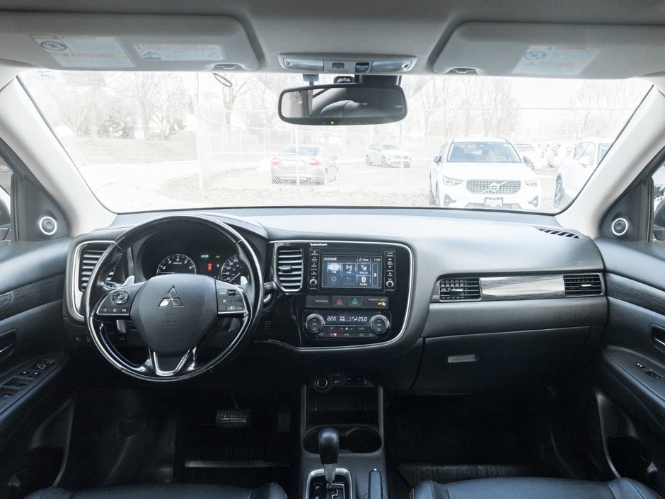 2016 Mitsubishi Outlander GT S-AWC-20