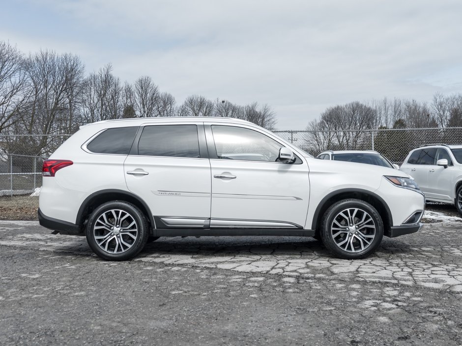2018 Mitsubishi Outlander ES AWC Touring-4