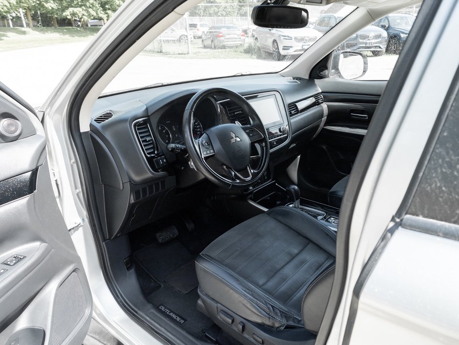 2020 Mitsubishi Outlander SEL S-AWC-6
